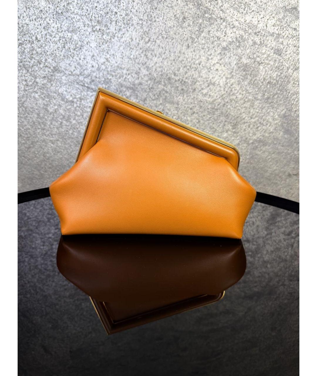 FENDI Коричневая кожаная сумка через плечо, фото 3