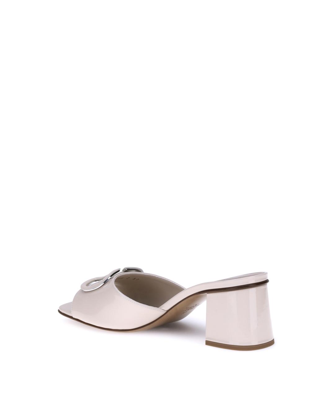 VALENTINO Бежевые мюли из лакированной кожи, фото 3