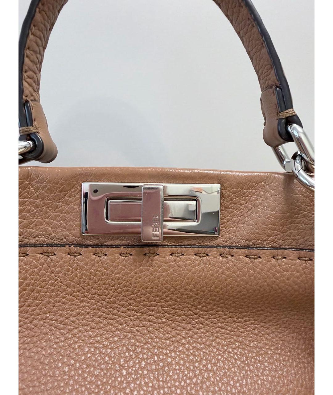 FENDI Коричневая кожаная сумка с короткими ручками, фото 3