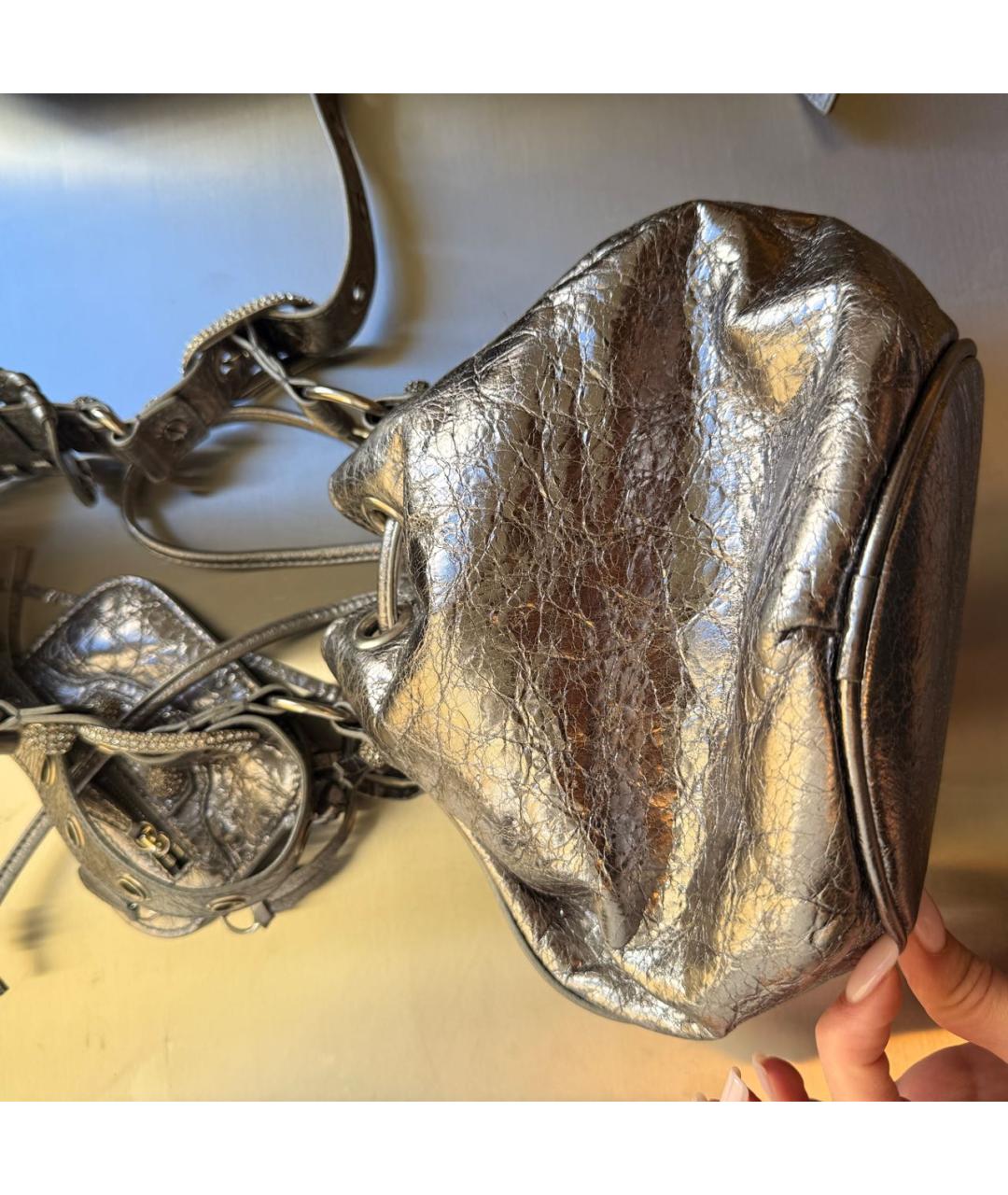 BALENCIAGA Серебряная кожаная сумка через плечо, фото 3