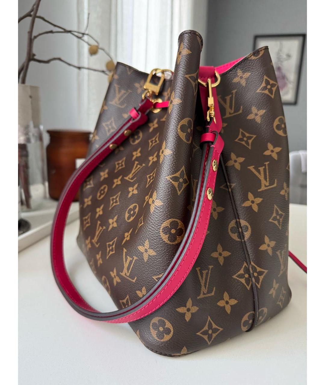 LOUIS VUITTON Коричневая сумка тоут из искусственной кожи, фото 2