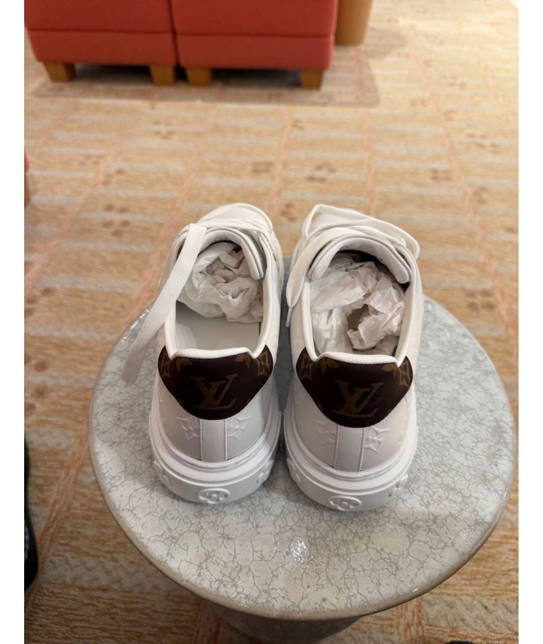 LOUIS VUITTON Белые кожаные кеды, фото 4