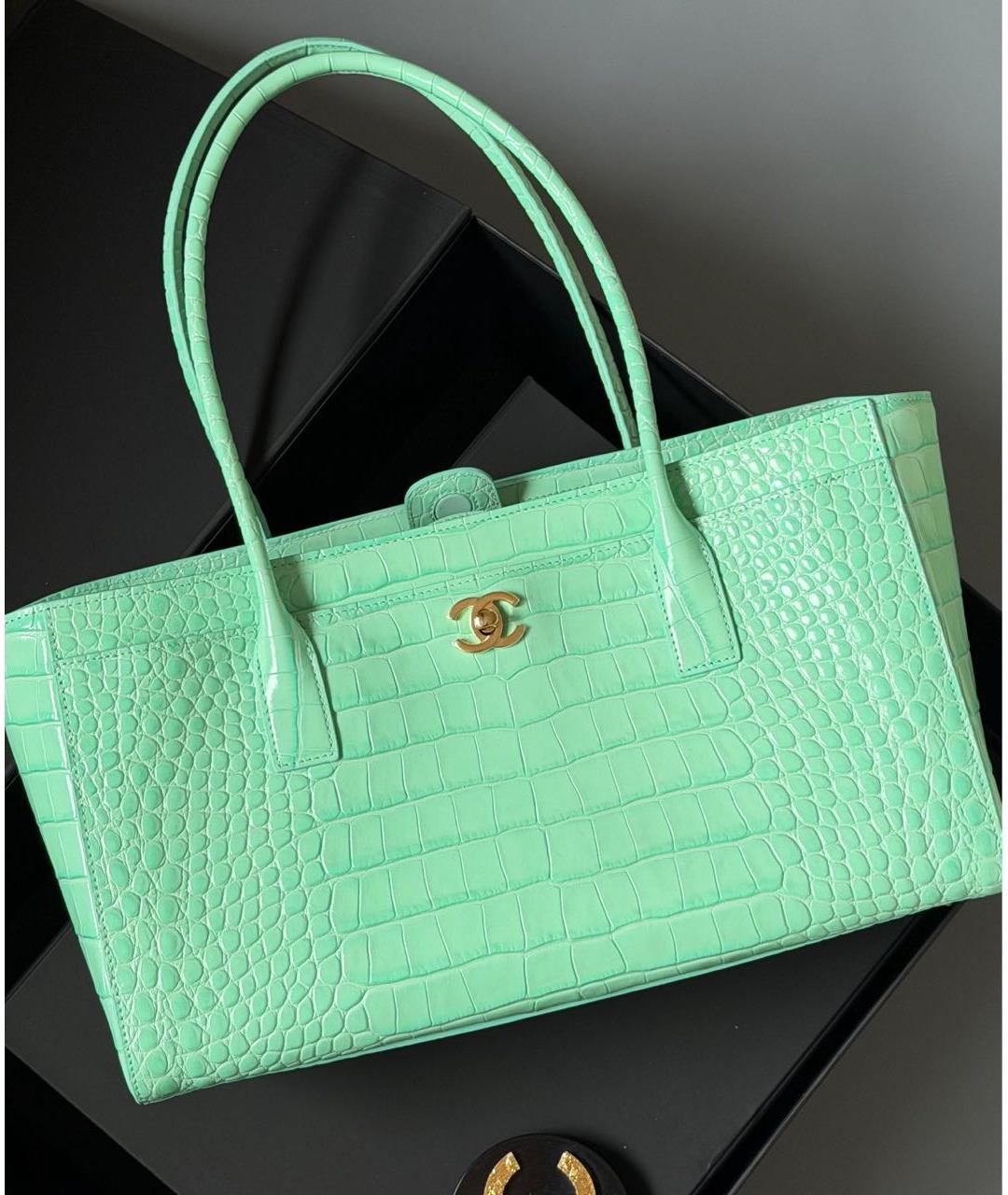 CHANEL Зеленая кожаная сумка через плечо, фото 2