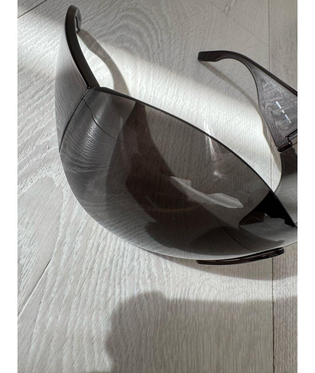 BALENCIAGA Черные пластиковые солнцезащитные очки, фото 3