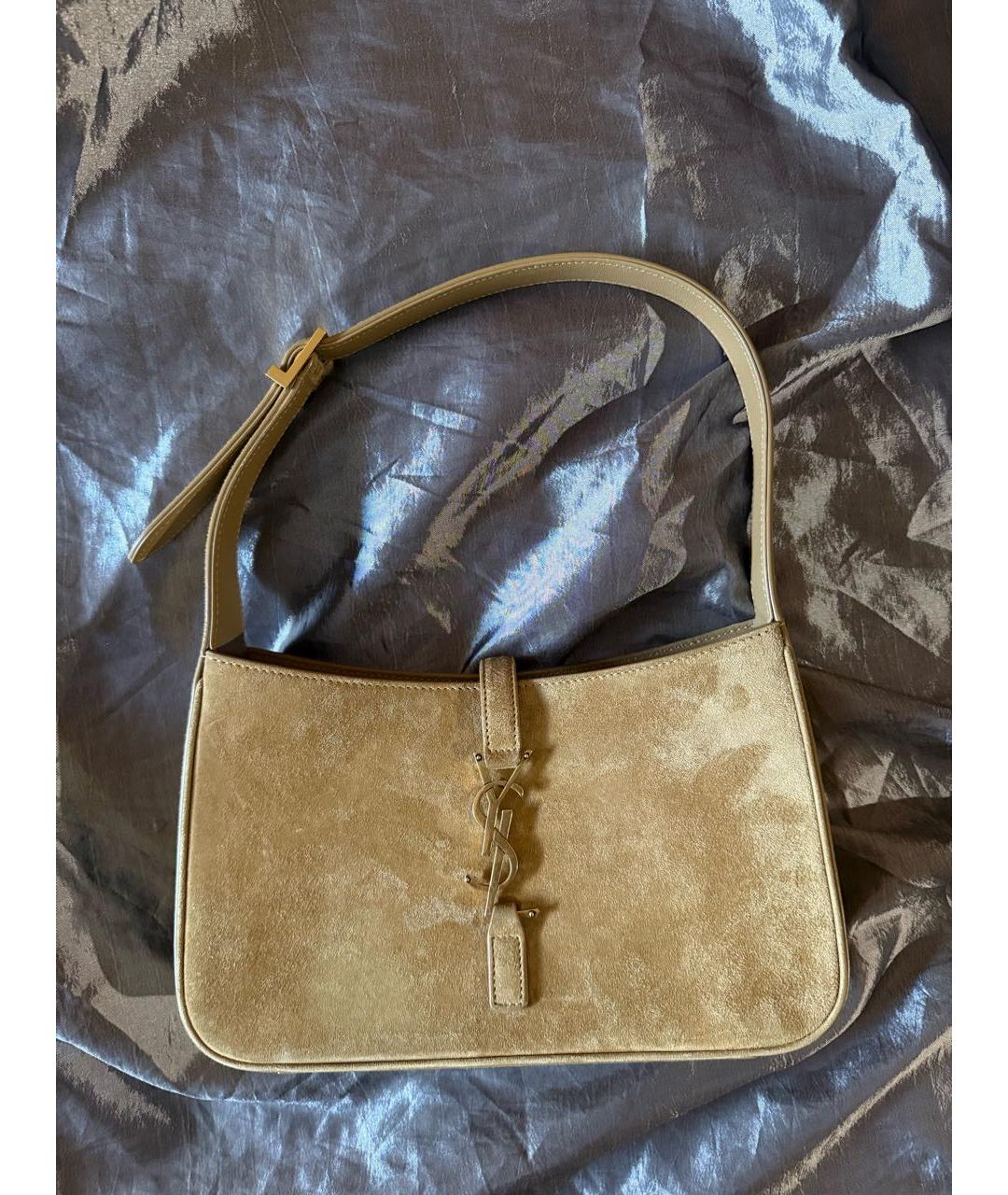 SAINT LAURENT Бежевая замшевая сумка с короткими ручками, фото 2