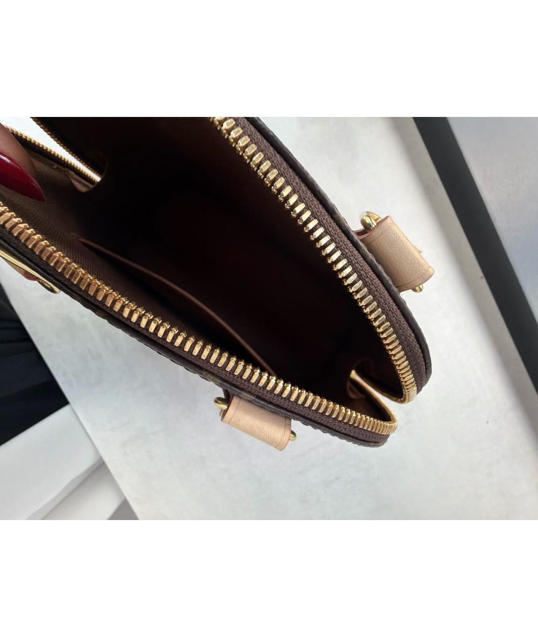 LOUIS VUITTON Коричневая кожаная сумка с короткими ручками, фото 4