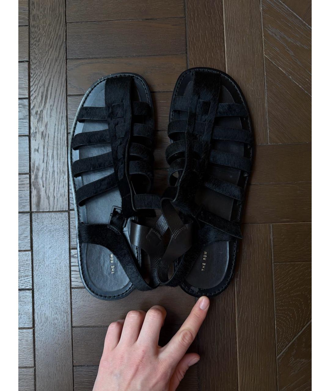THE ROW Черные сандалии из экзотической кожи, фото 3