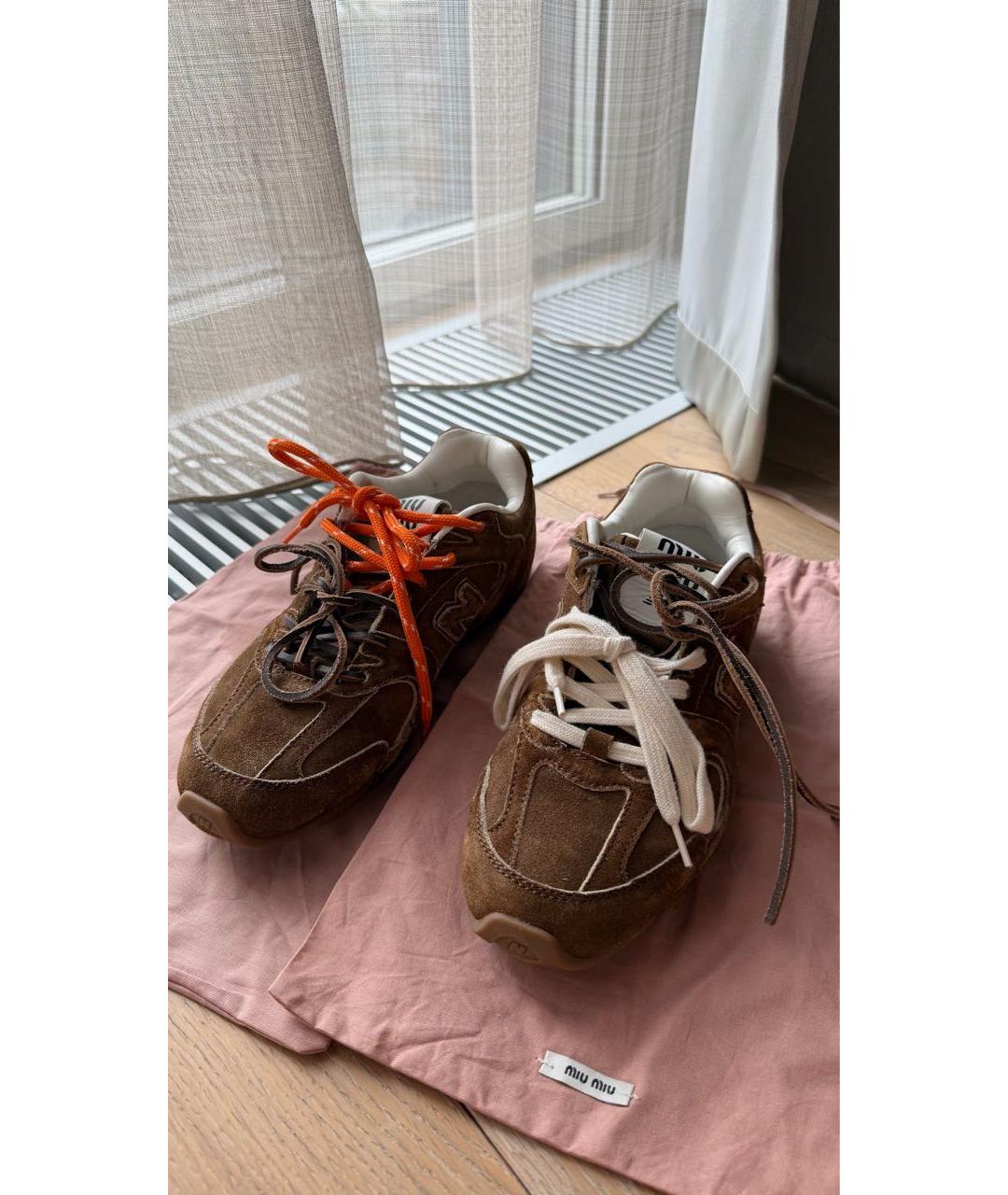 MIU MIU Коричневые замшевые кроссовки, фото 2
