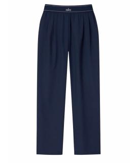 ALO YOGA Спортивные брюки и шорты