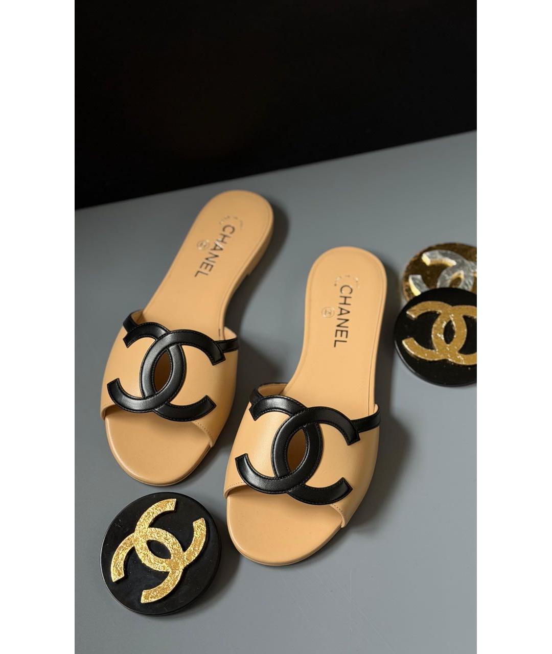 CHANEL Бежевые кожаные шлепанцы, фото 2