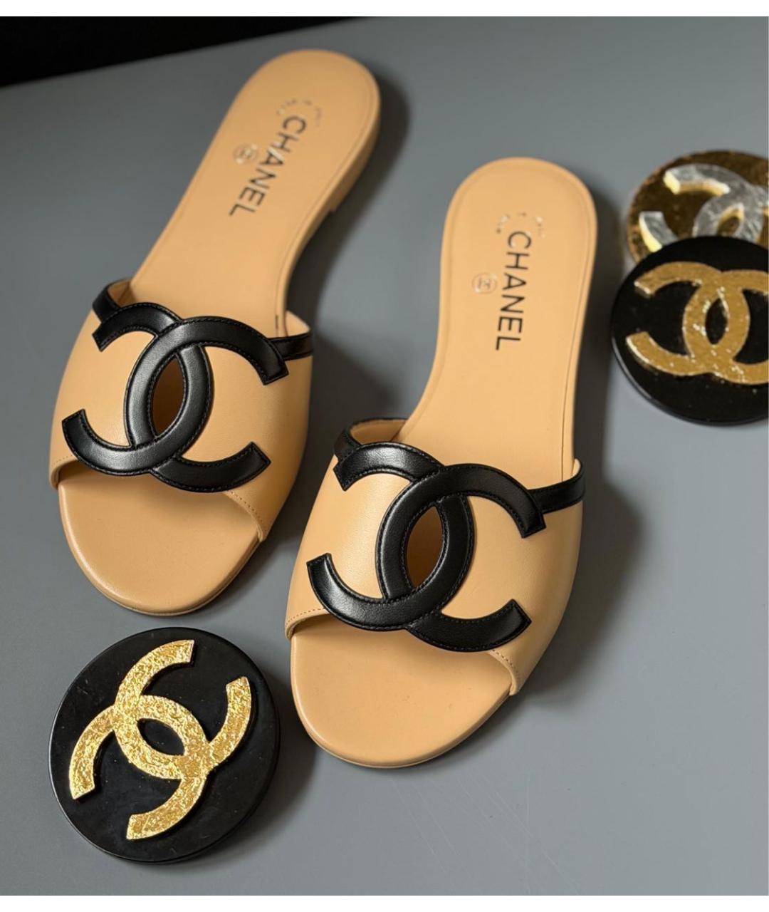 CHANEL Бежевые кожаные шлепанцы, фото 3