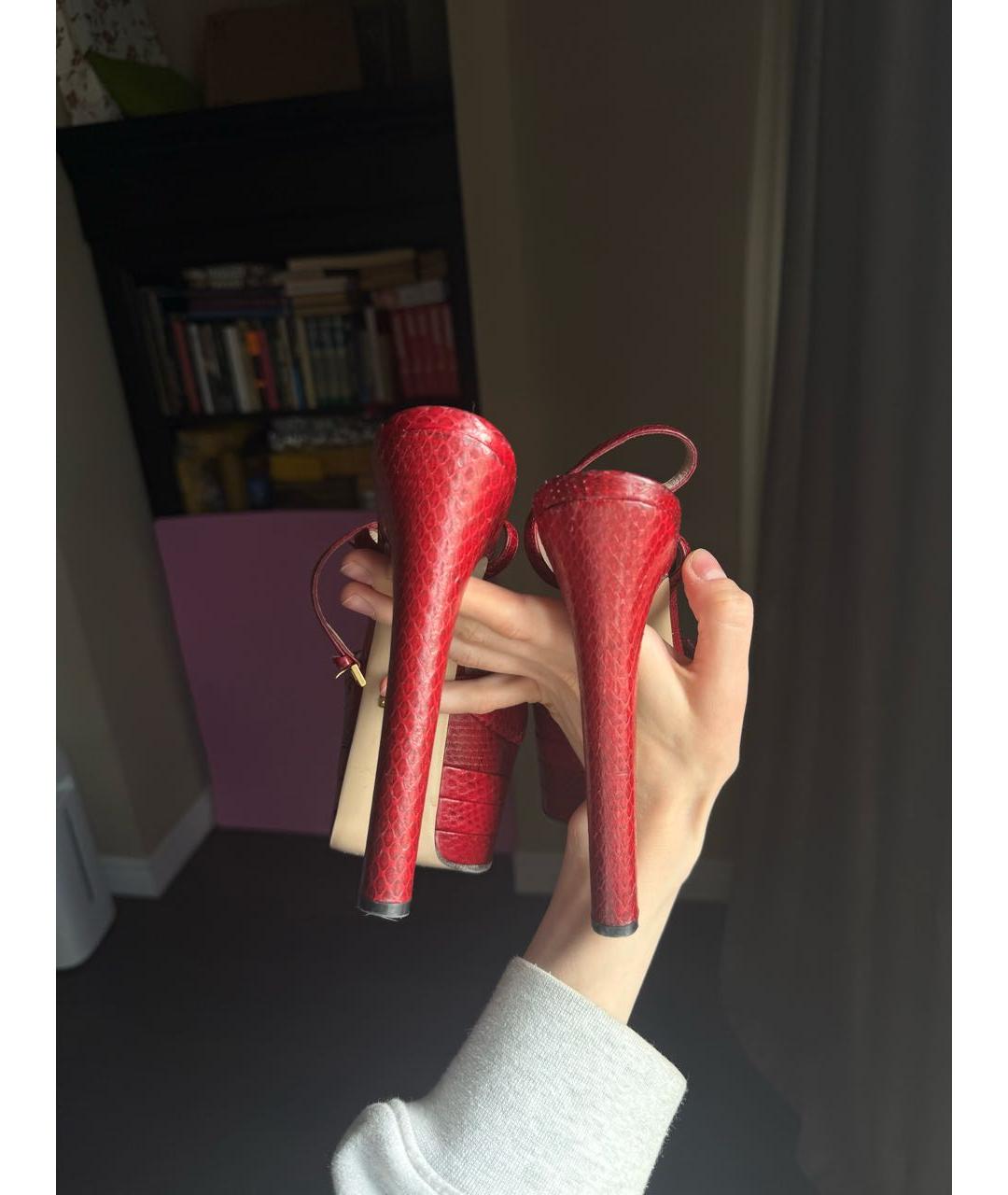 GUCCI Красные туфли из экзотической кожи, фото 4