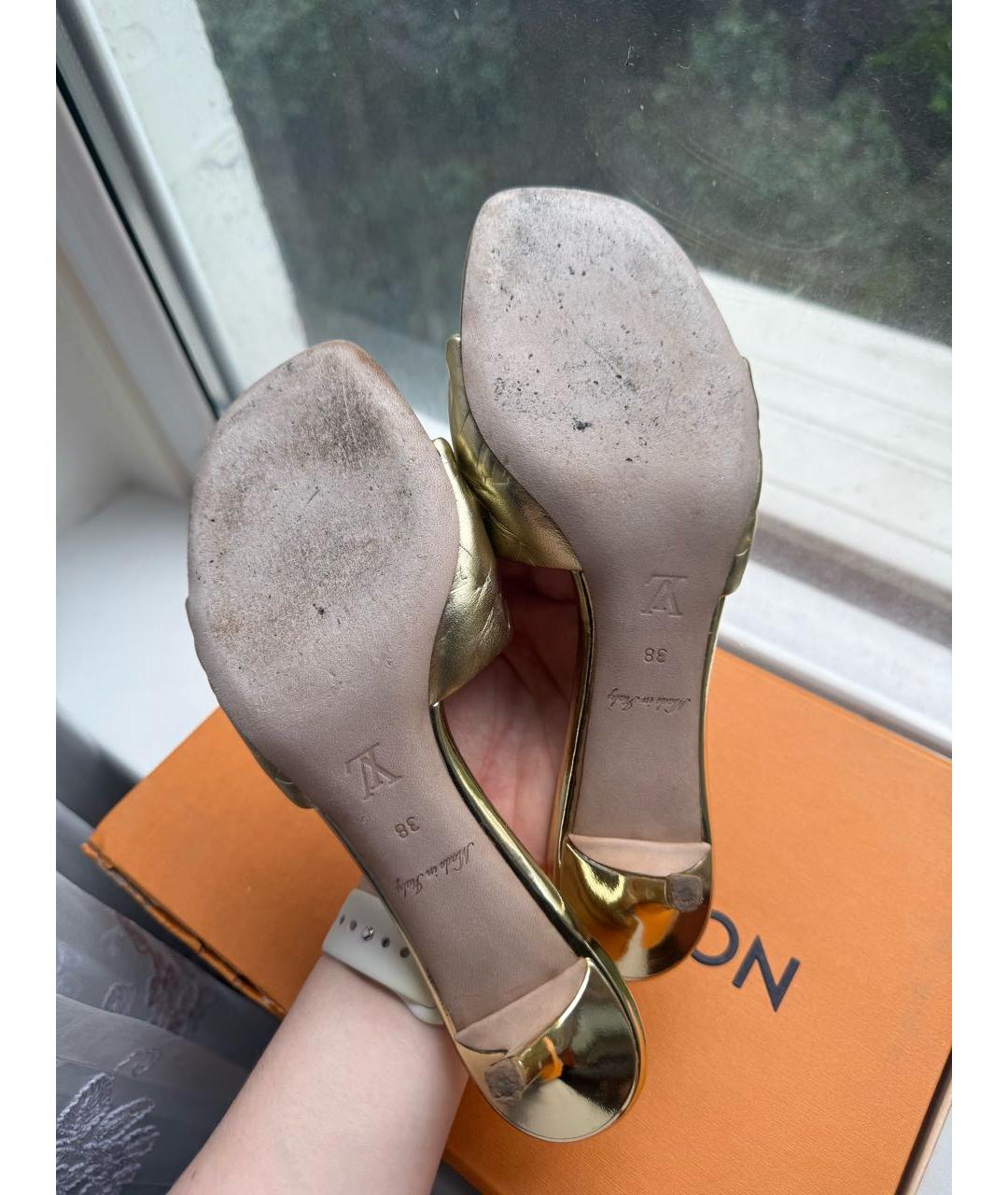 LOUIS VUITTON Золотые кожаные мюли, фото 6