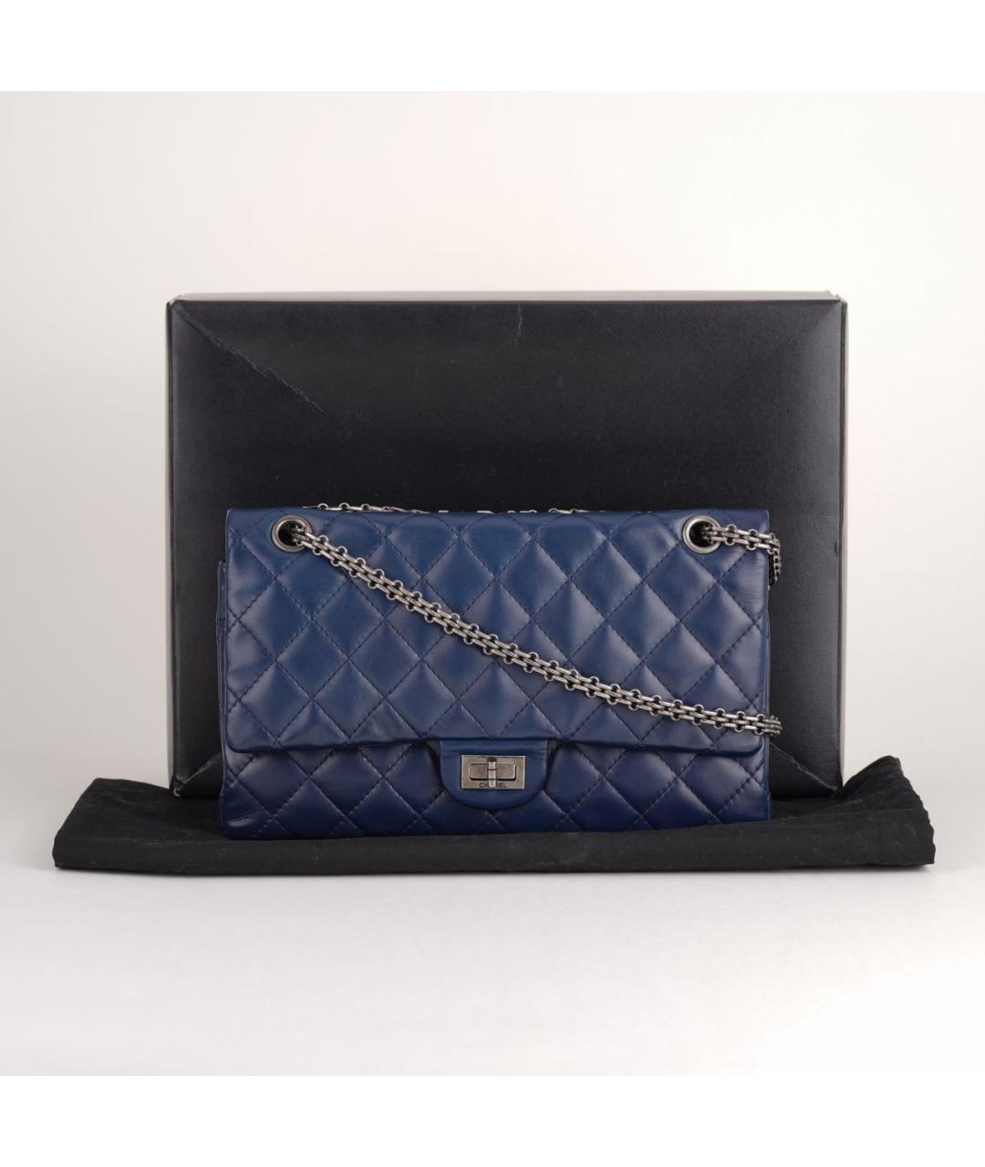 CHANEL Темно-синяя кожаная сумка через плечо, фото 2