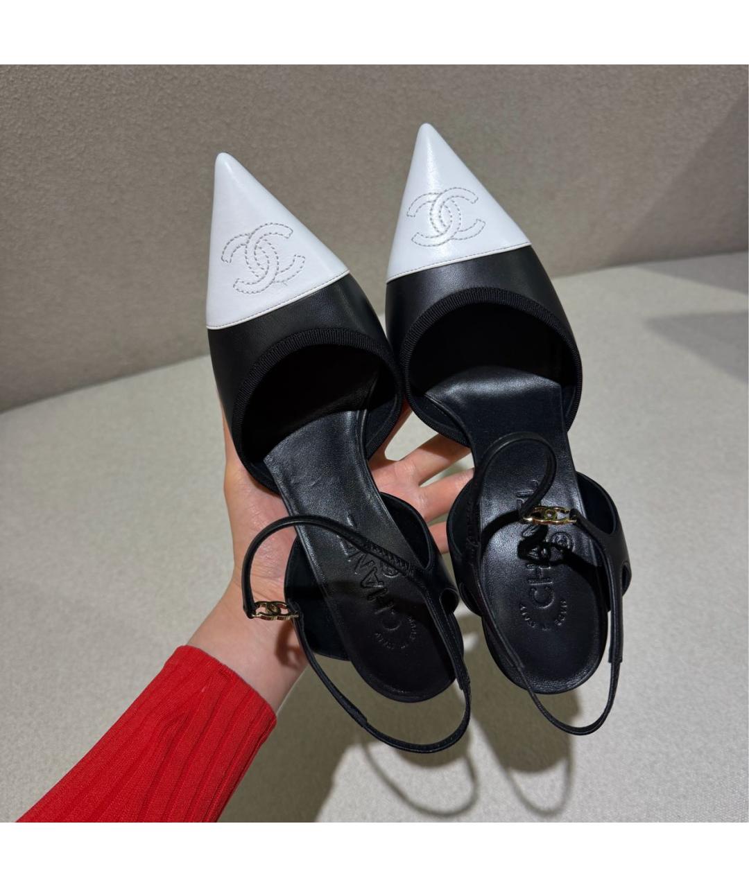 CHANEL Черные кожаные туфли, фото 2