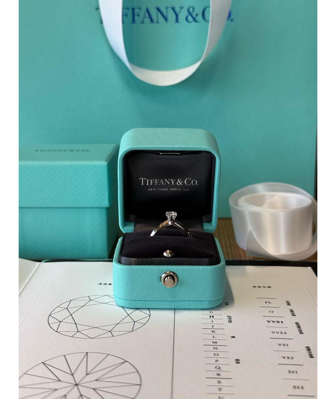 TIFFANY&CO Белое платиновое кольцо, фото 2