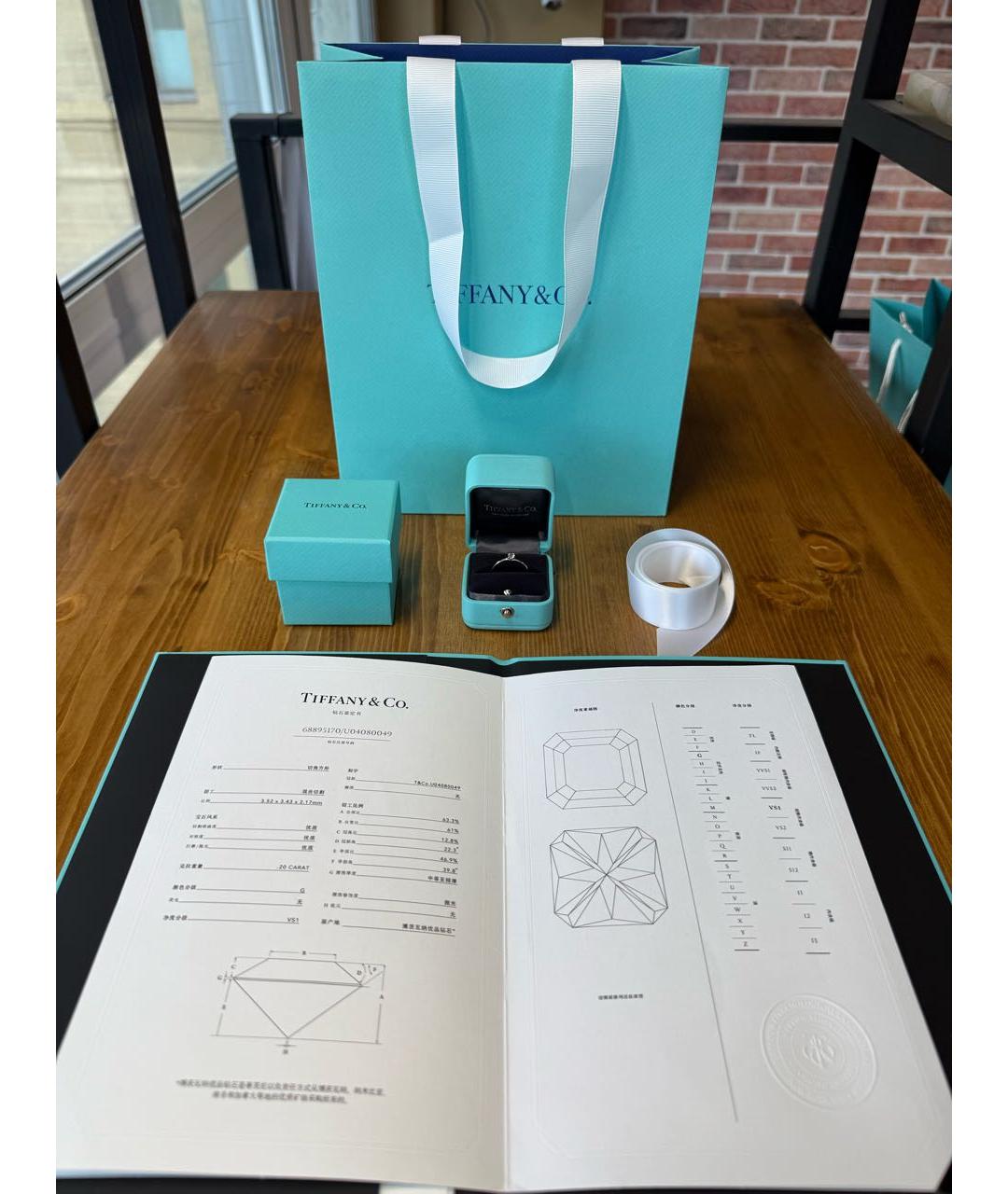 TIFFANY&CO Белое платиновое кольцо, фото 6