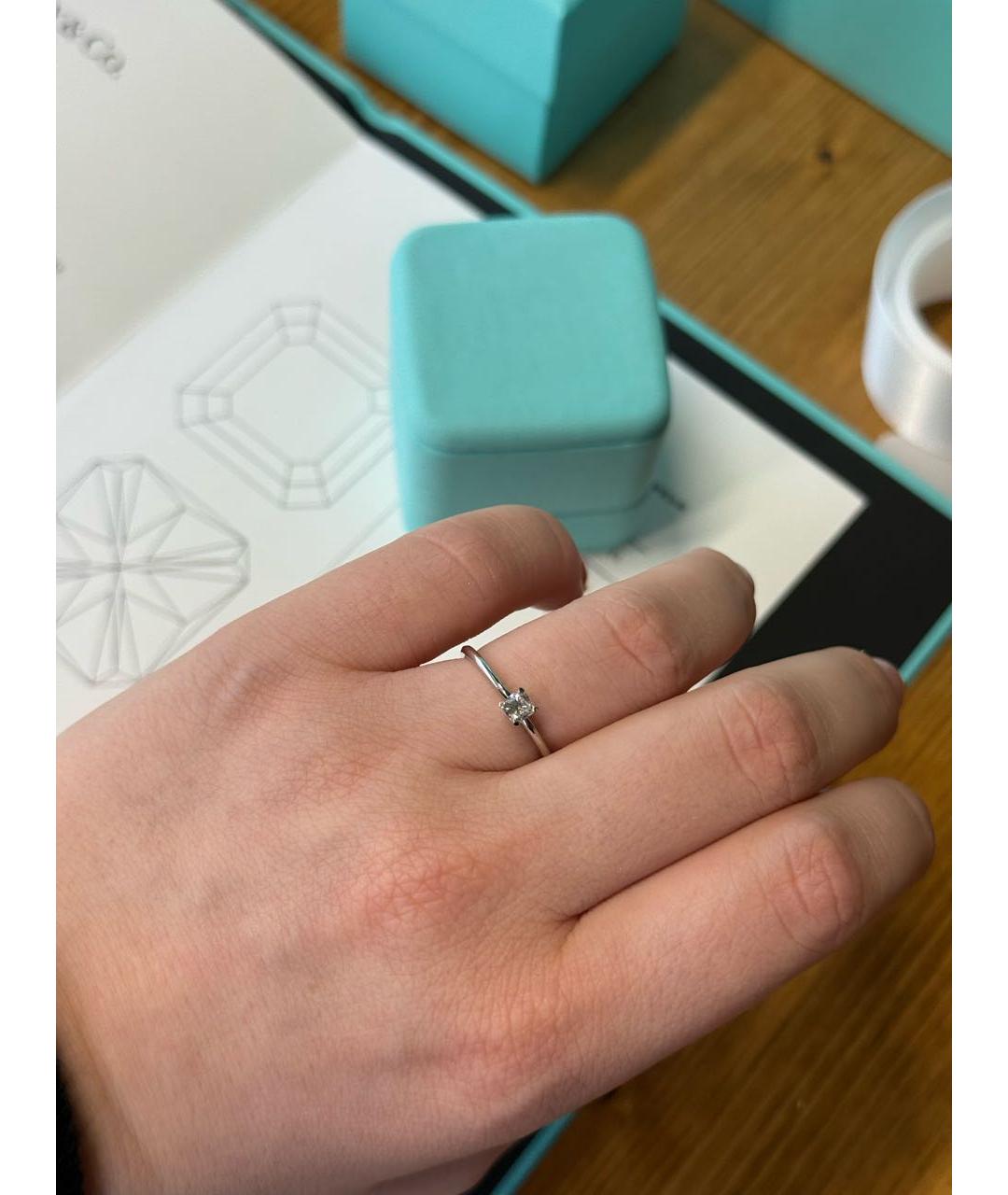 TIFFANY&CO Белое платиновое кольцо, фото 5