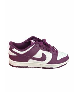 NIKE Кроссовки