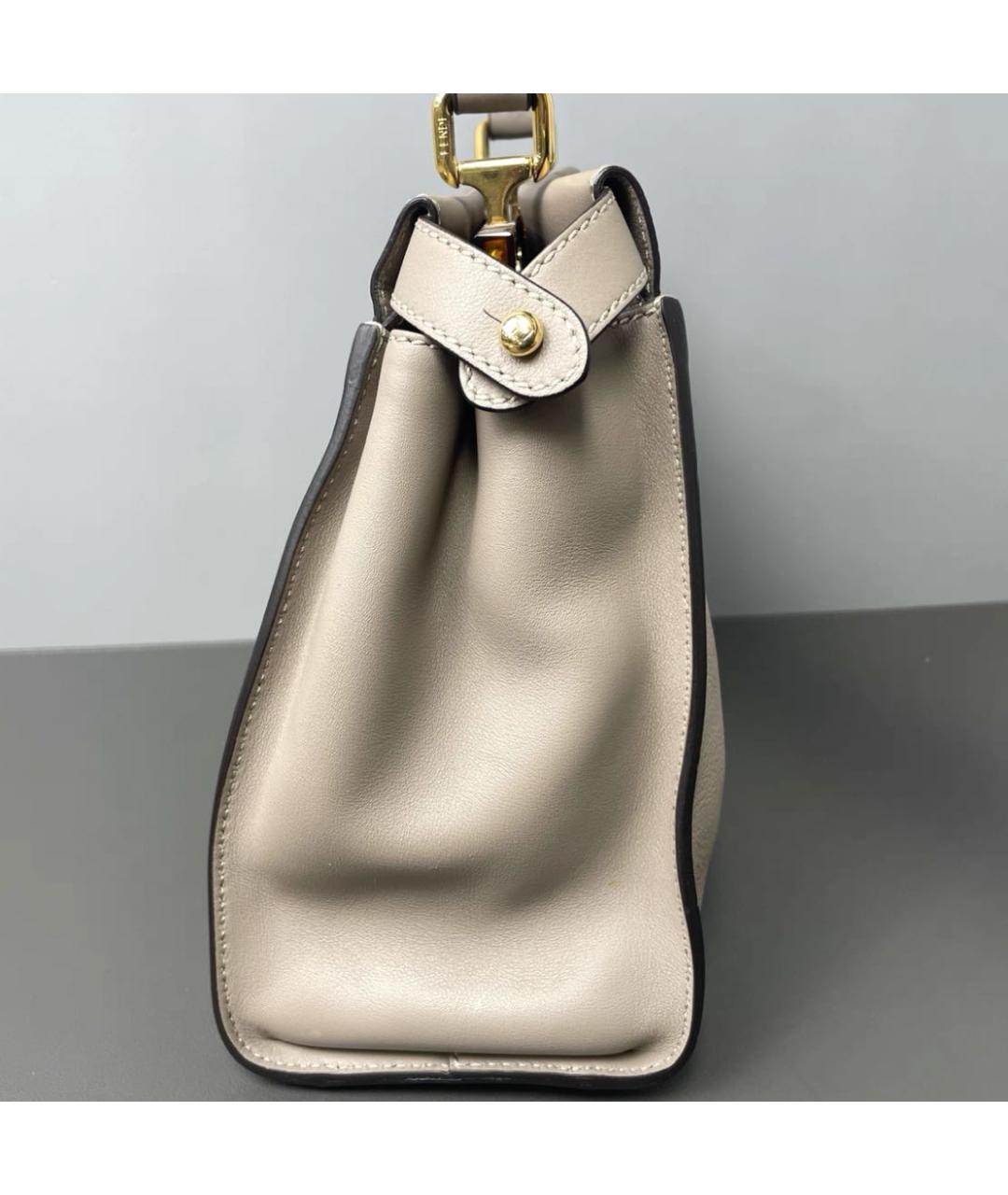 FENDI Бежевая кожаная сумка с короткими ручками, фото 6