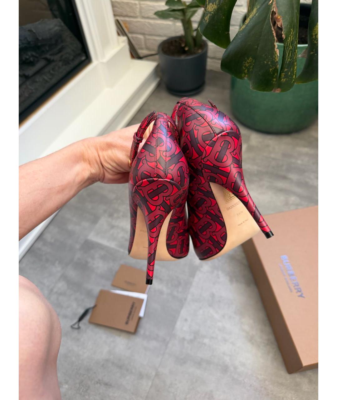 BURBERRY Бордовые кожаные туфли, фото 3