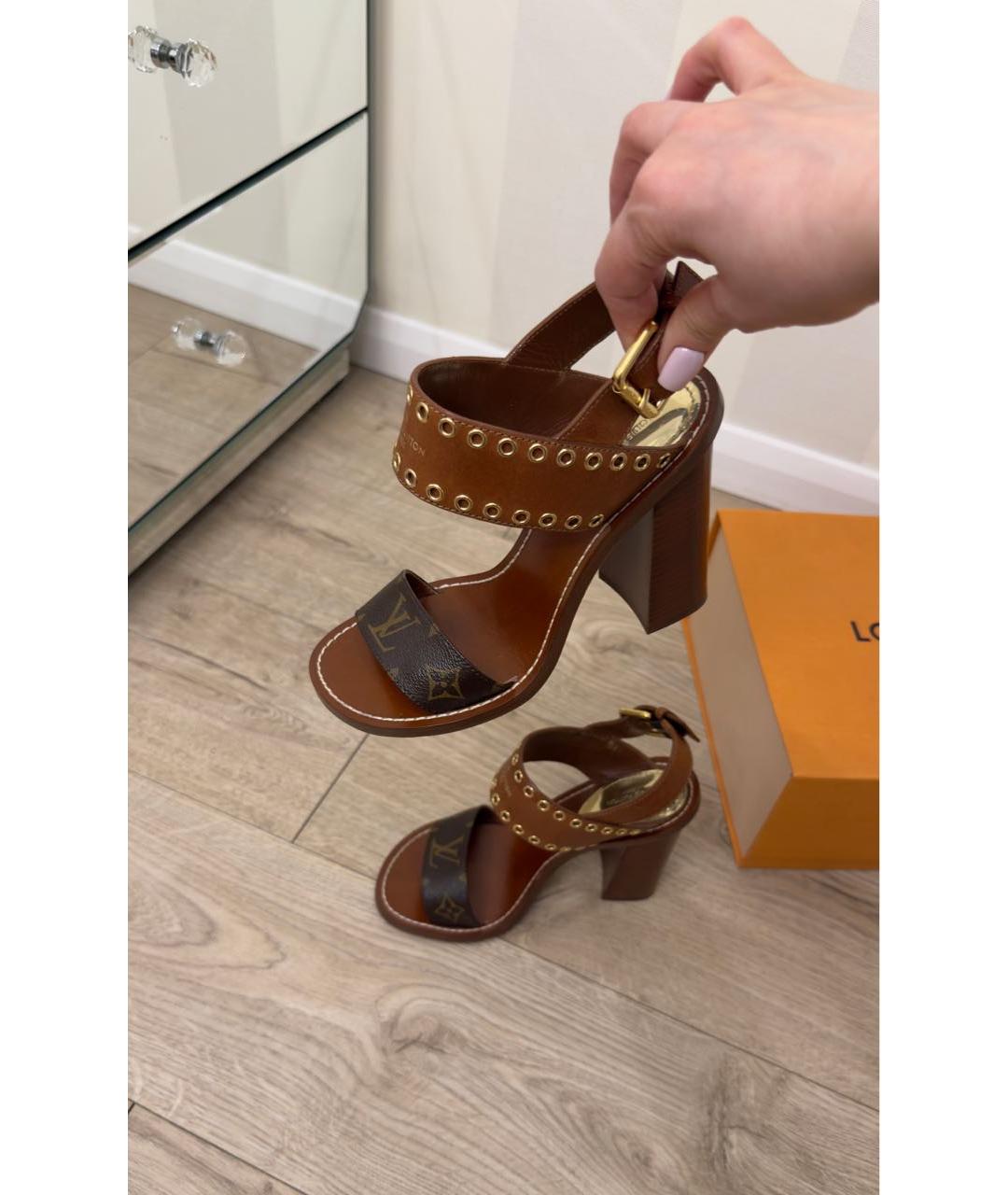LOUIS VUITTON Коричневые кожаные босоножки, фото 9