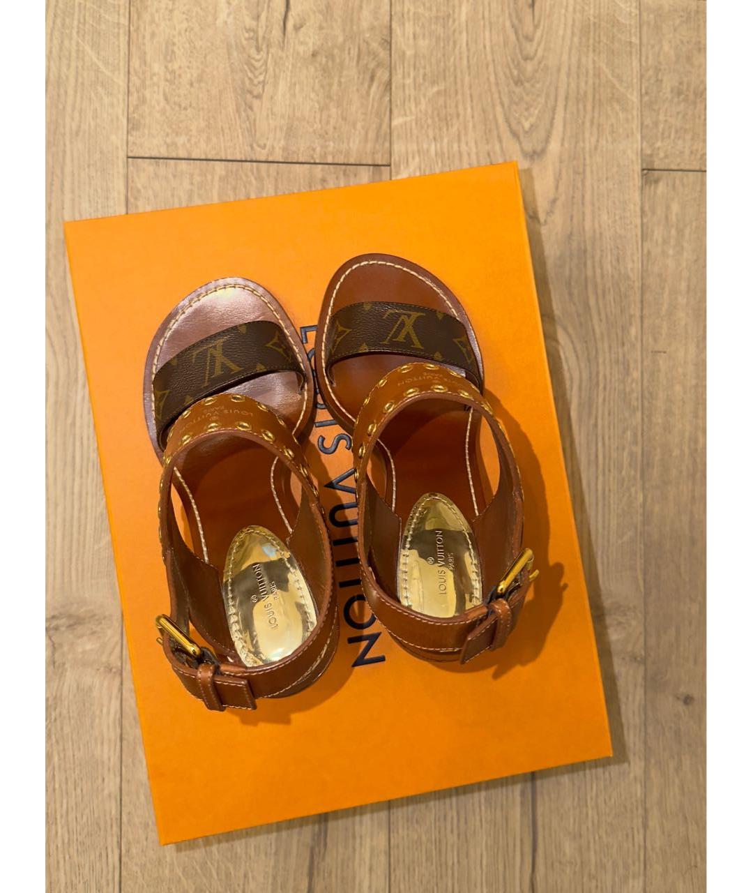 LOUIS VUITTON Коричневые кожаные босоножки, фото 4