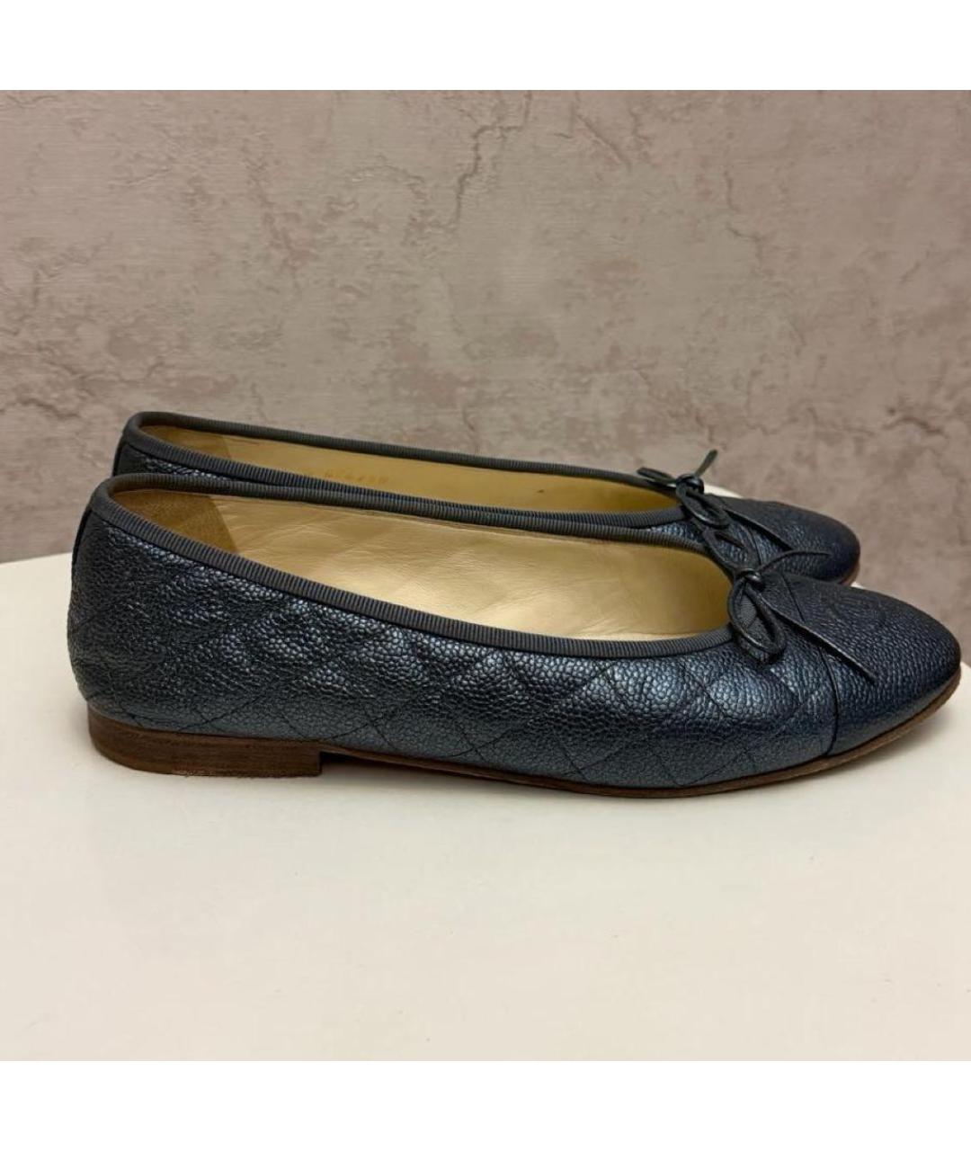 CHANEL Антрацитовые кожаные балетки, фото 5