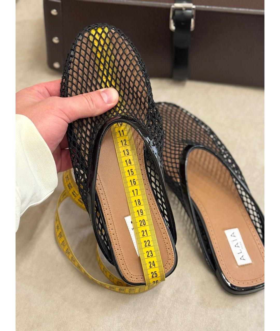 ALAIA Черные сабо из лакированной кожи, фото 8