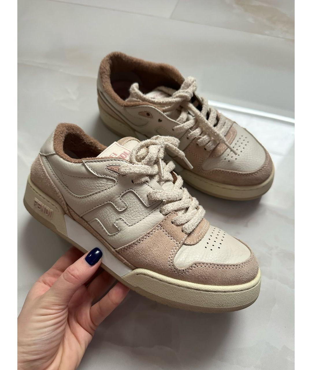 FENDI Бежевые кожаные кеды, фото 2