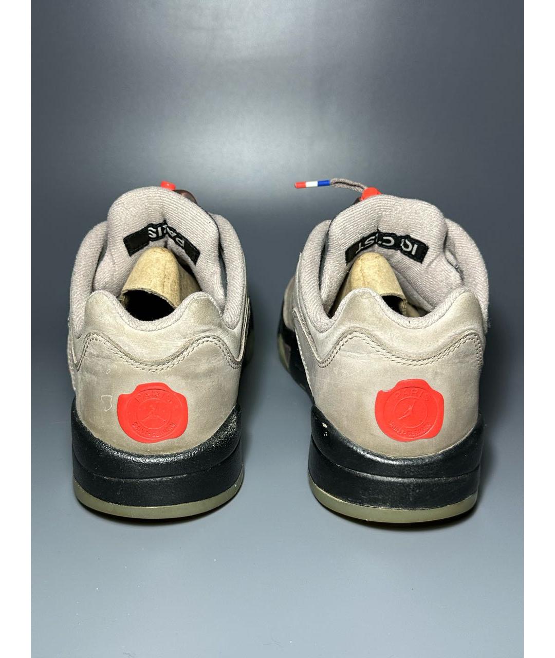 JORDAN Серые нубуковые низкие кроссовки / кеды, фото 4