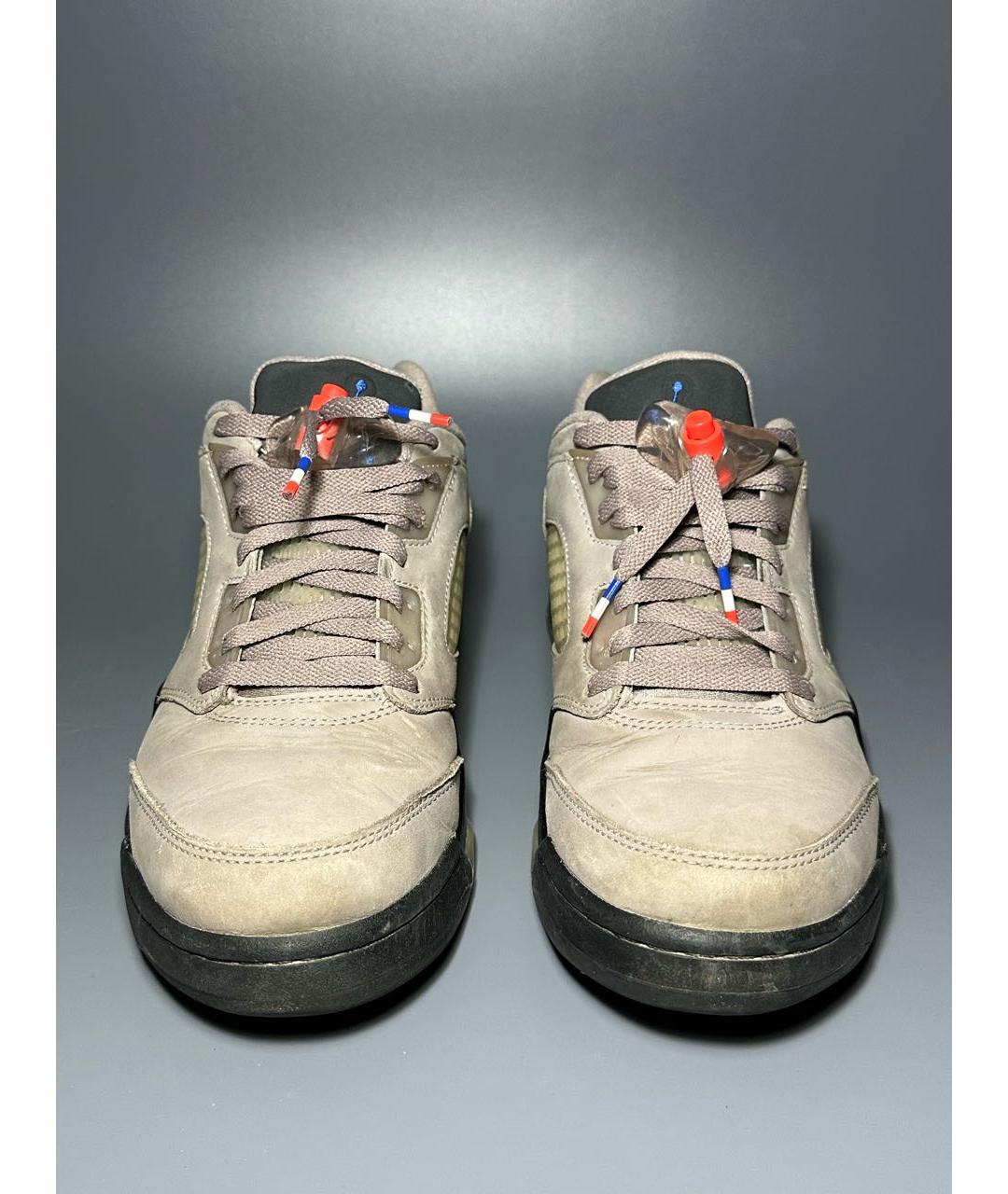 JORDAN Серые нубуковые низкие кроссовки / кеды, фото 2