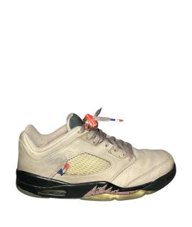 JORDAN Низкие кроссовки / кеды