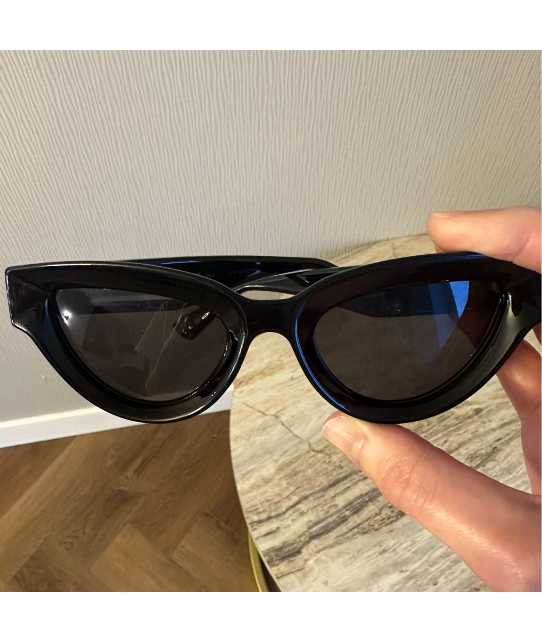 BOTTEGA VENETA Черные пластиковые солнцезащитные очки, фото 2