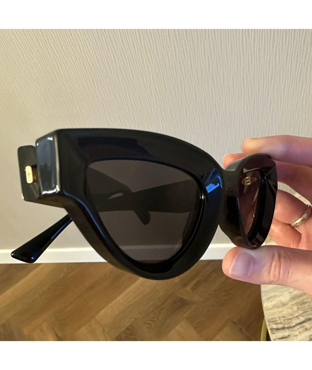 BOTTEGA VENETA Черные пластиковые солнцезащитные очки, фото 3