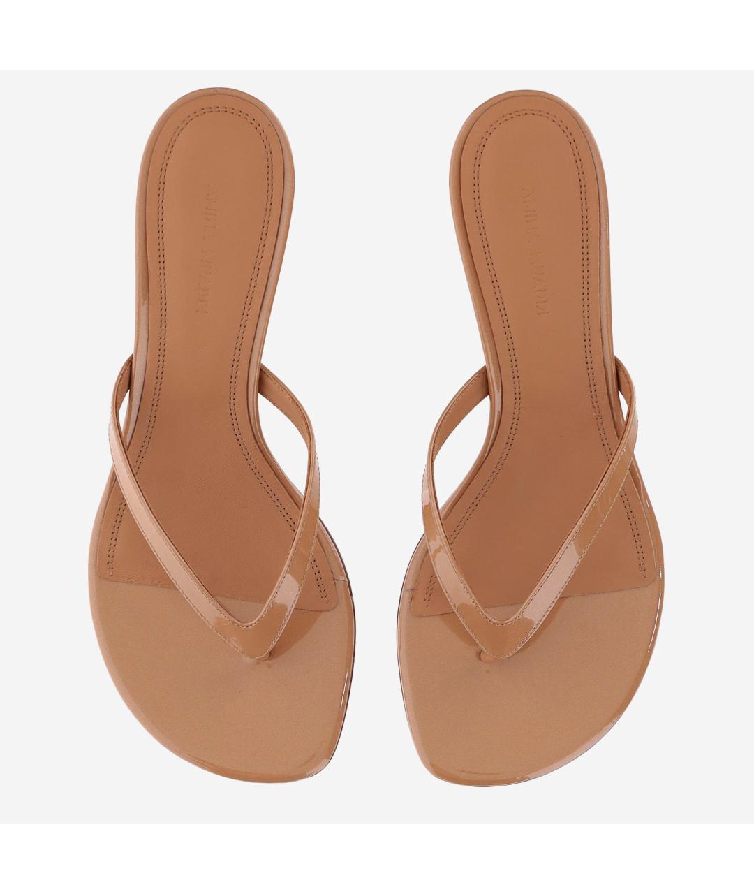 Amina Muaddi Бежевые мюли из лакированной кожи, фото 2