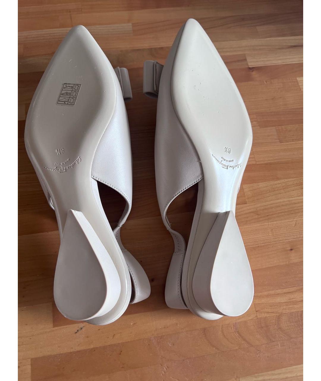 FERRAGAMO Бежевые кожаные босоножки, фото 4