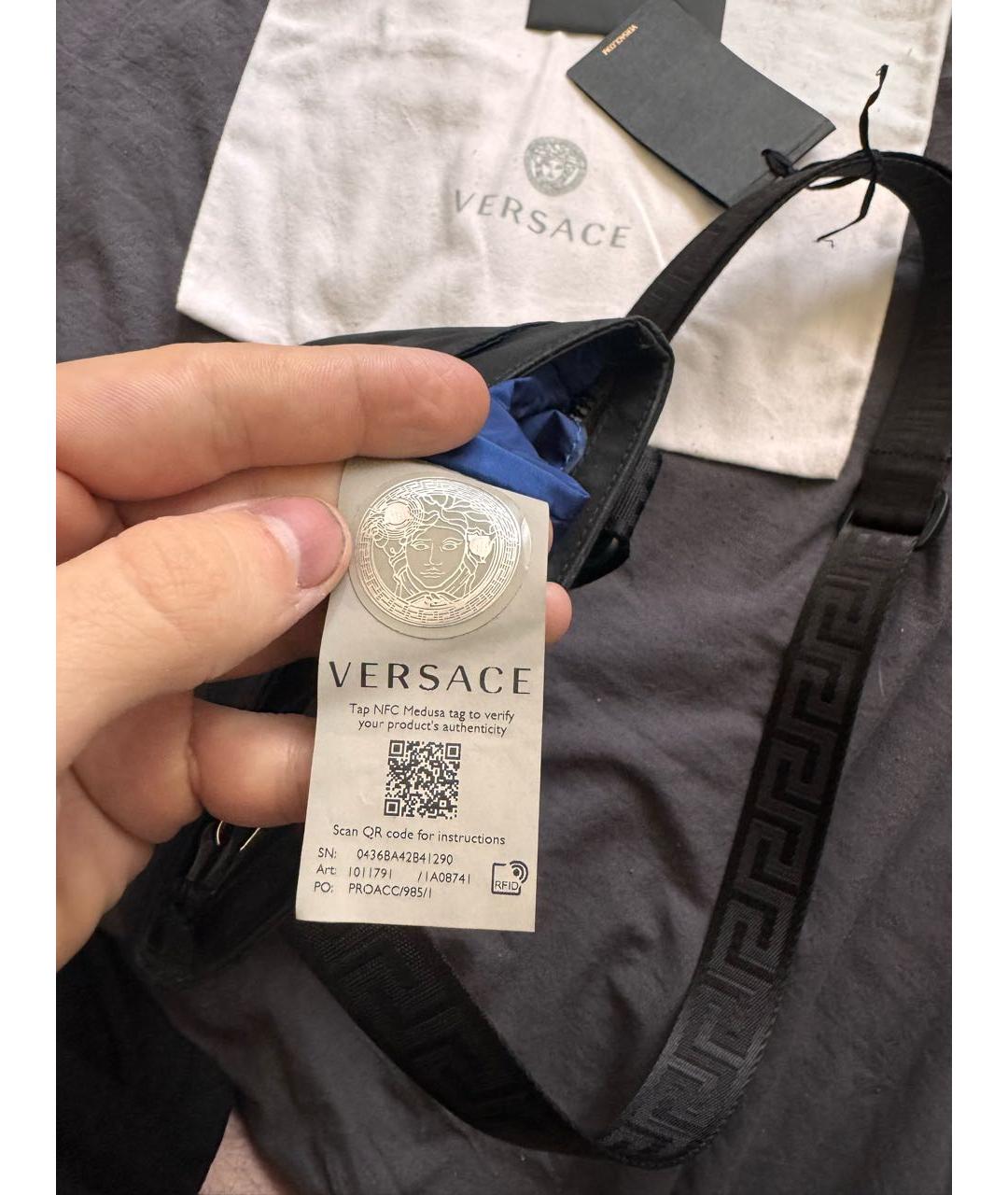 VERSACE Черная сумка на плечо, фото 6