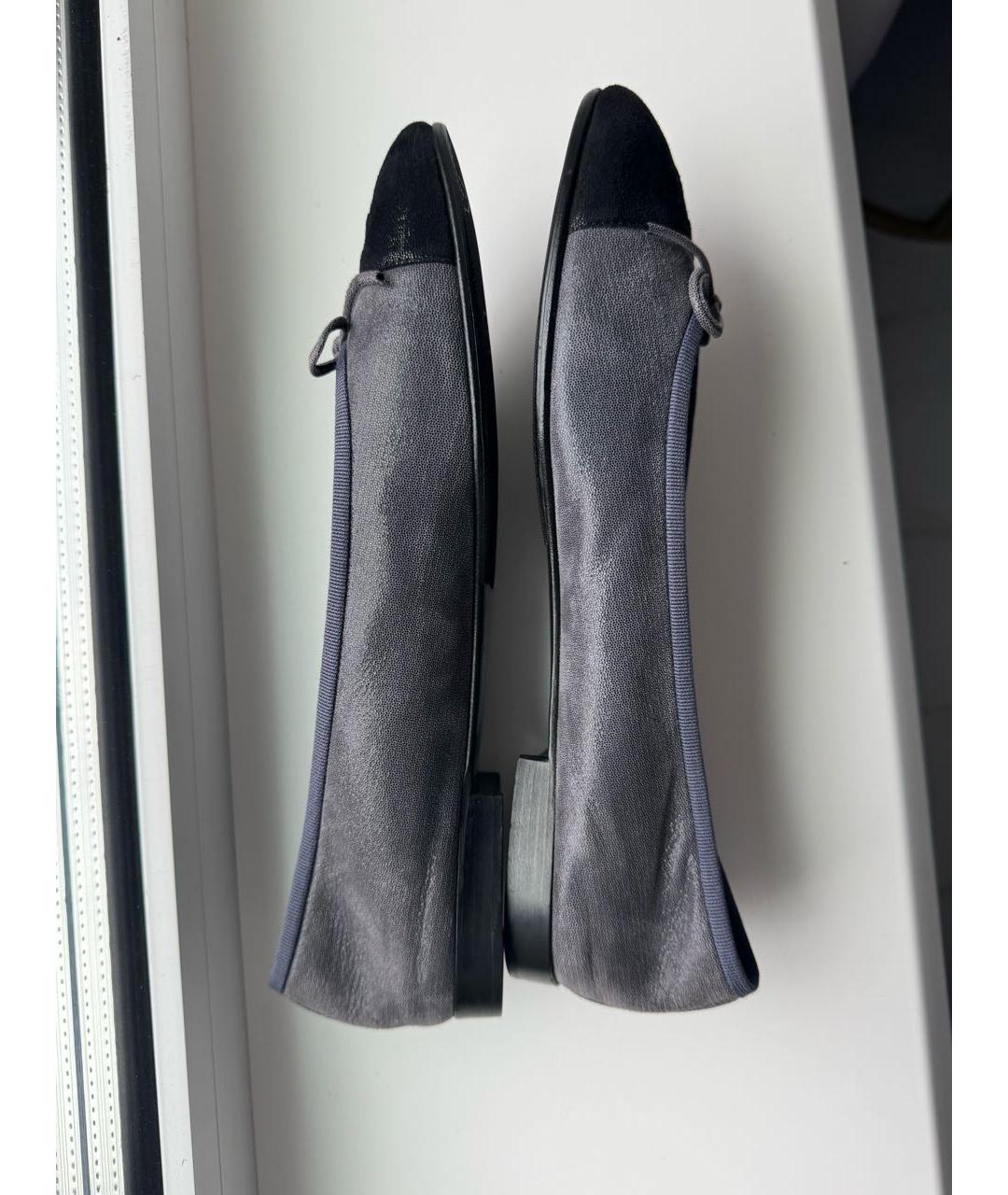 CHANEL Темно-синие кожаные балетки, фото 6