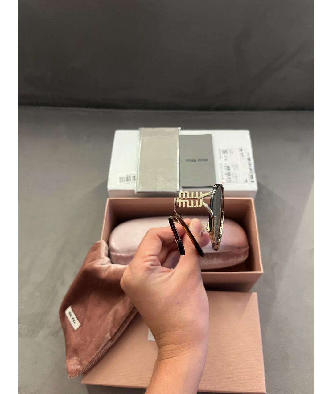 MIU MIU Золотые металлические солнцезащитные очки, фото 5