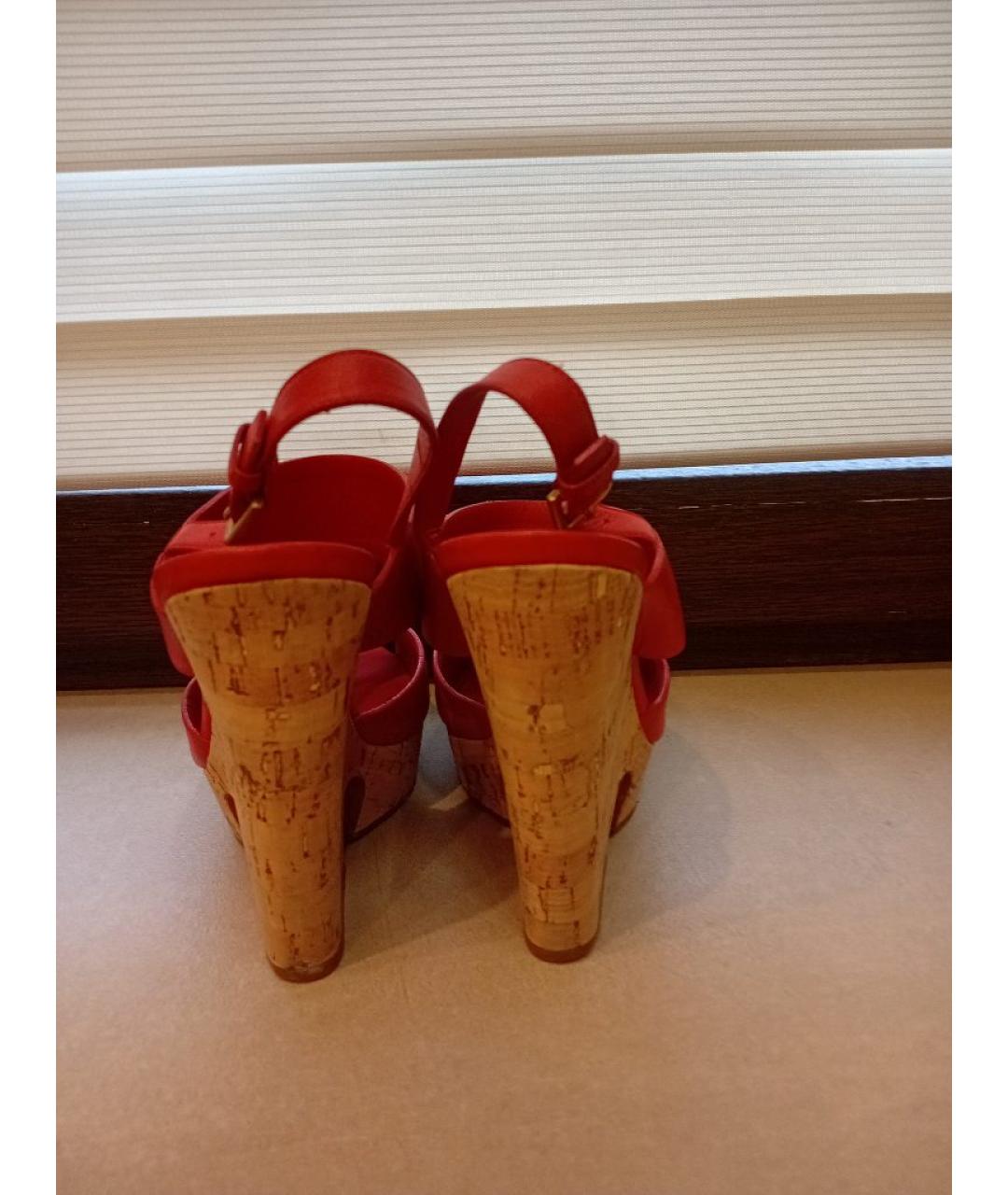 SAINT LAURENT Красные кожаные босоножки, фото 3