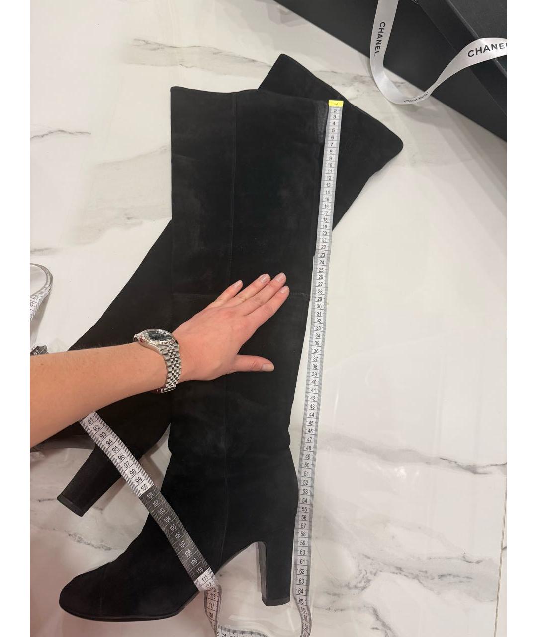 CHANEL Черные замшевые ботфорты, фото 5