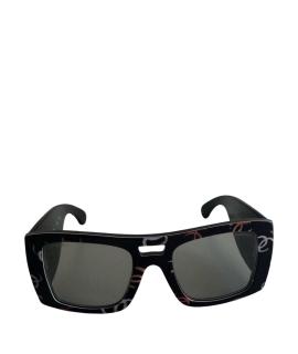 CHANEL Солнцезащитные очки