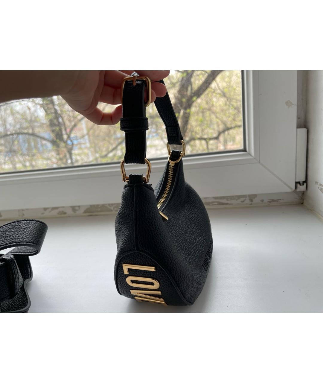 LOVE MOSCHINO Черная сумка с короткими ручками из искусственной кожи, фото 2