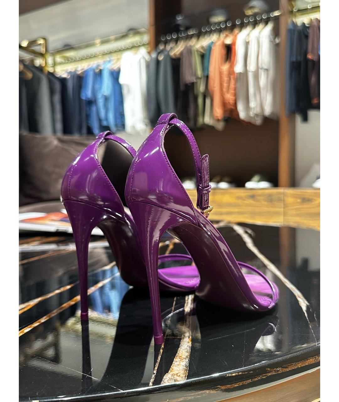 DOLCE&GABBANA Фиолетовые босоножки из лакированной кожи, фото 4