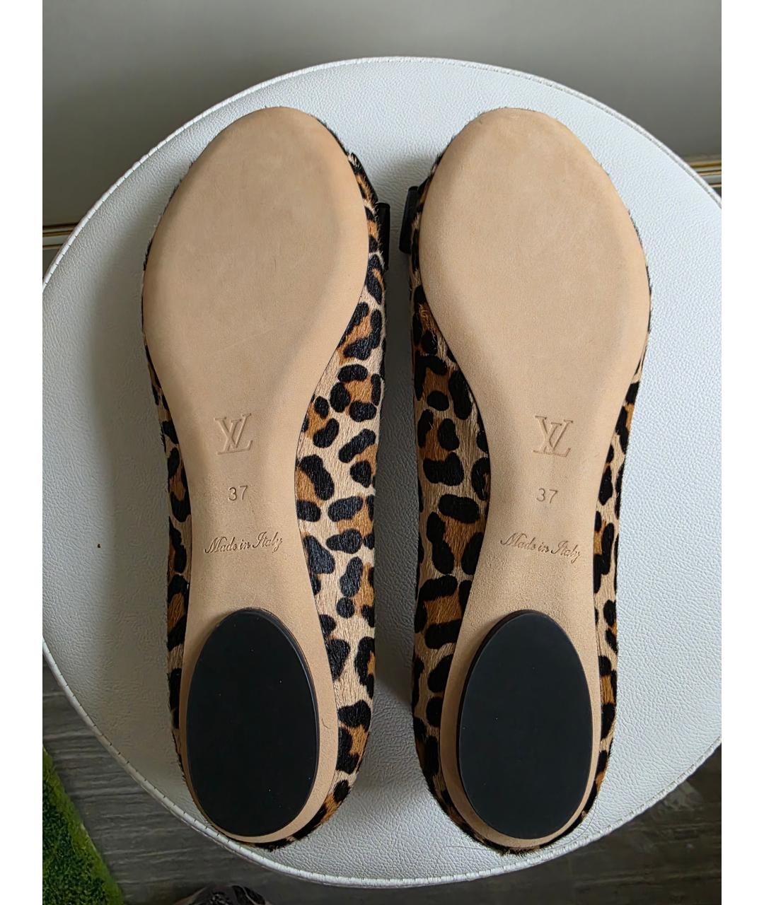 LOUIS VUITTON Коричневые кожаные балетки, фото 5