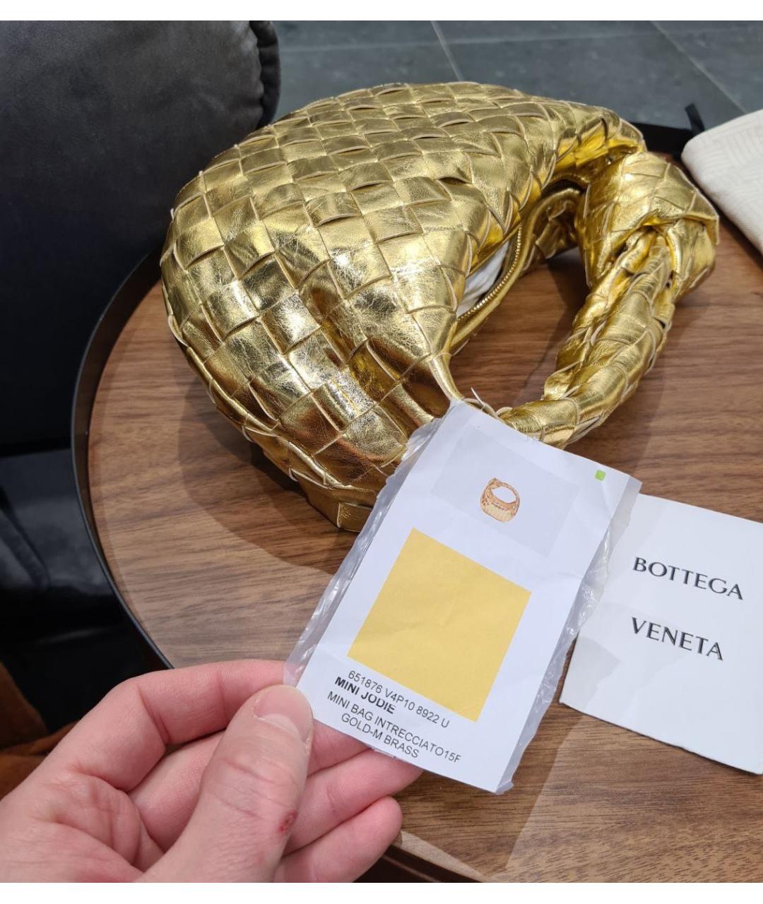 BOTTEGA VENETA Золотая кожаная сумка с короткими ручками, фото 7