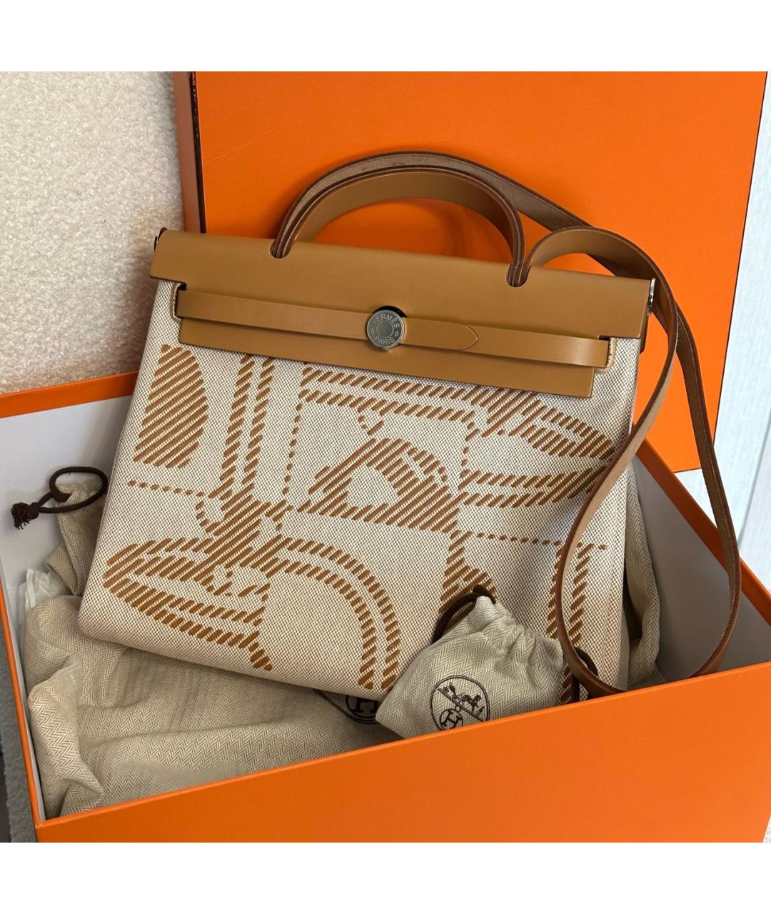 HERMES Бежевая тканевая сумка через плечо, фото 2