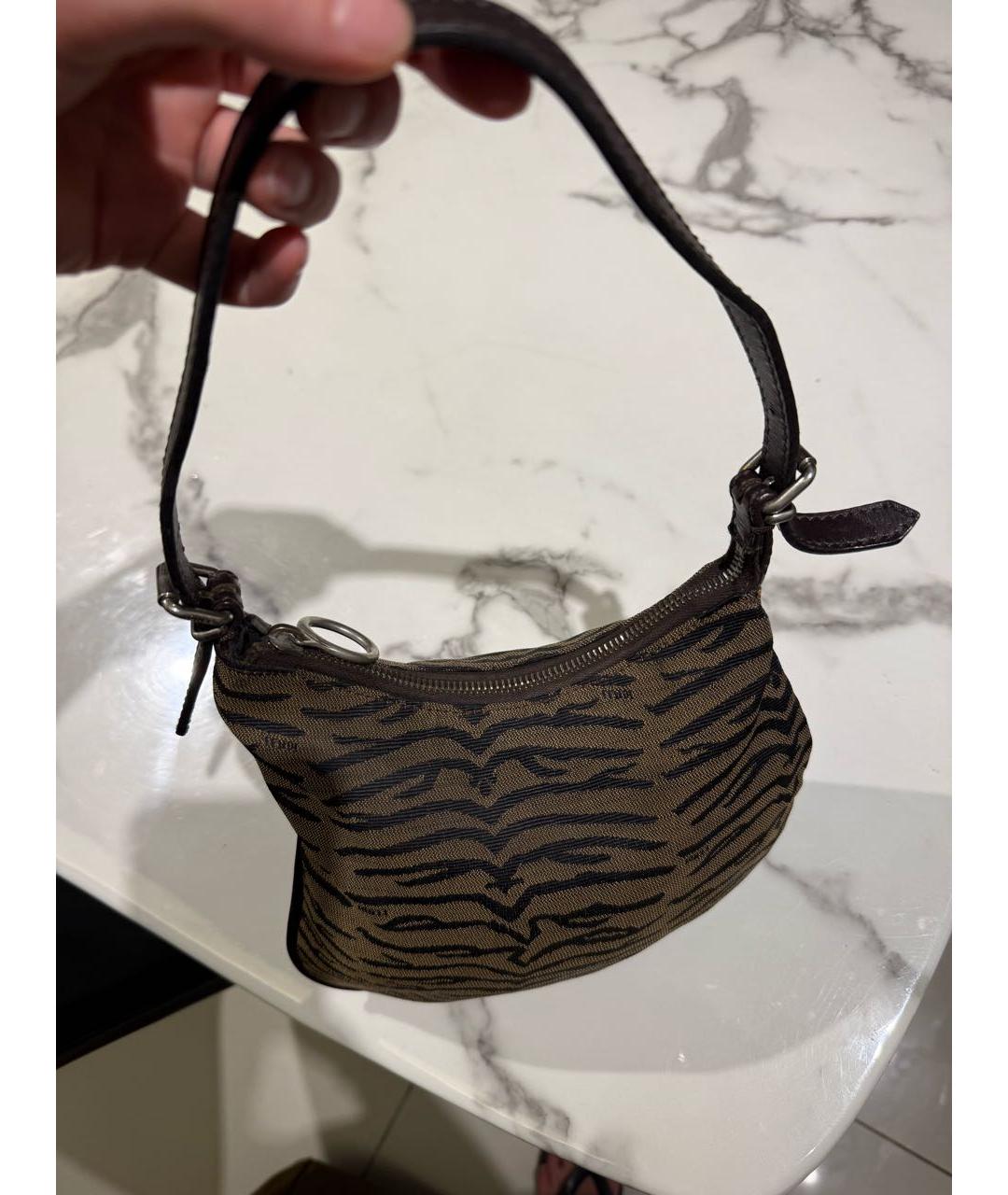 FENDI Коричневая сумка с короткими ручками, фото 4