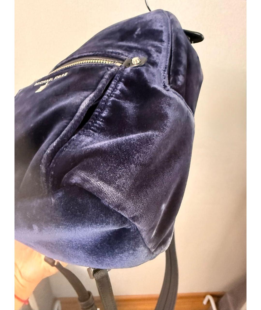 MICHAEL KORS Темно-синий бархатный рюкзак, фото 4
